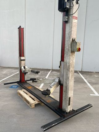 Elevador de coches Istobal 2500kg