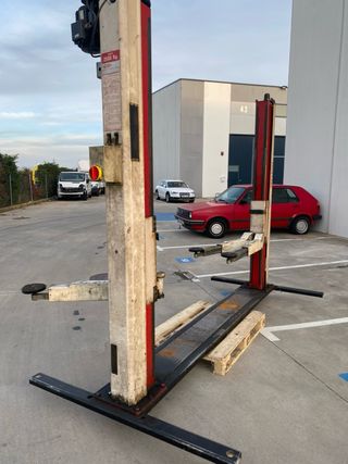 Elevador de coches Istobal 2500kg