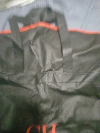 Portatrajes Carolina Herrera Negro Tela