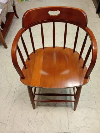 2 Sillas de madera vintage poco comunes