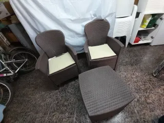 Mesa y 2 Sillones Ratán Seminuevos