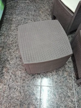 Mesa y 2 Sillones Ratán Seminuevos