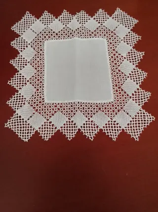 111) Pañuelos de bolillos hechos a mano