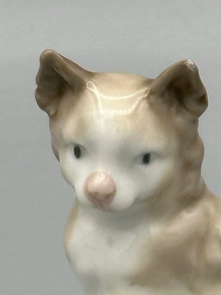 REF: 01005308 “GATITO SENTADO MINÚSCULO” LLADRÓ
