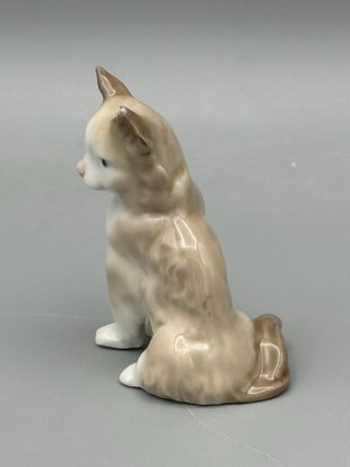 REF: 01005308 “GATITO SENTADO MINÚSCULO” LLADRÓ