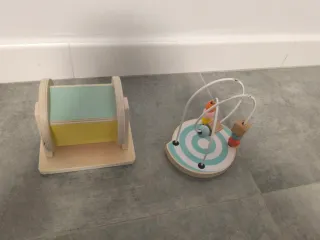 Juguetes de madera para bebés