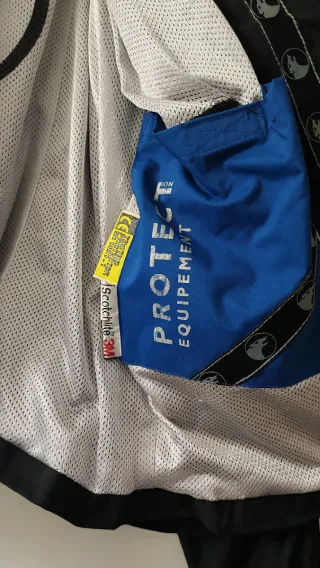 Chaqueta Bering Negra y Azul