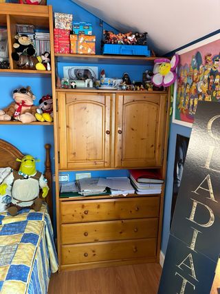 Mueble de madera estantería pared para habitación