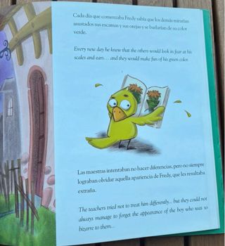 TRES LIBROS INFANTILES BILINGÜES ESPAÑOL INGLES