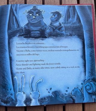 TRES LIBROS INFANTILES BILINGÜES ESPAÑOL INGLES