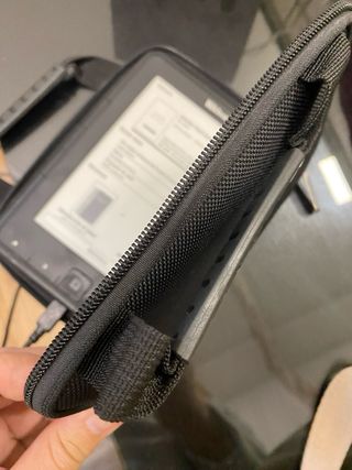 Lector de libros TrekStor con funda