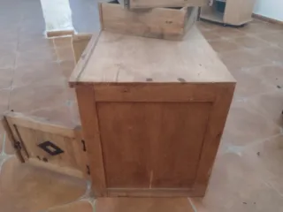 Mueble de madera mexicana