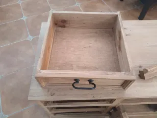Mueble de madera mexicana