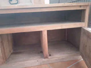 Mueble de madera mexicana