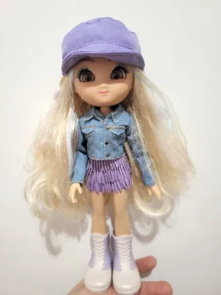 Muñeca Magic Eyes, te sigue con la mirada!!