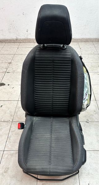 Asientos Peugeot 2008 2021