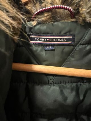 Chaqueta Tommy Hilfiger verde con capucha