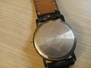 Orologio Benetton nero e oro