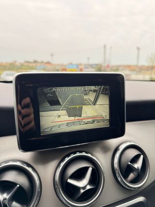 Mercedes-Benz GLA 2014