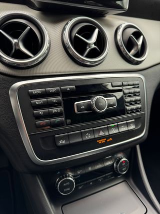 Mercedes-Benz GLA 2014