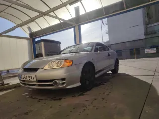 Hyundai Coupe 2002