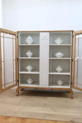 VITRINA MADERA ANTIGUA