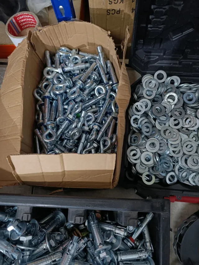 Lote completo de ferretería – Liquidación total