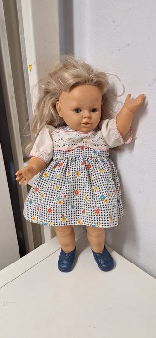 Muñeca antigua Berjuan