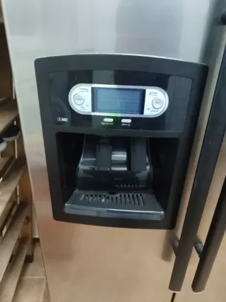 Frigorífico Congelador Whirlpool Acero Inox