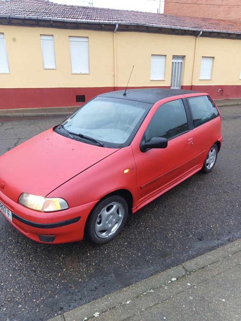 FIAT Punto 1999 - foto 1