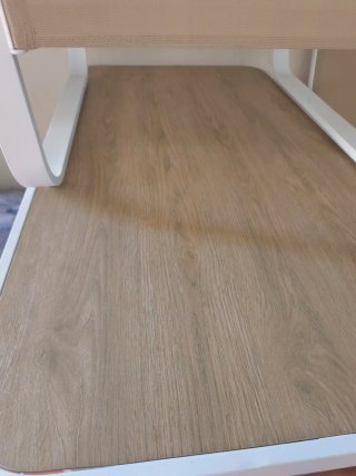 Conjunto de jardín beige y blanco