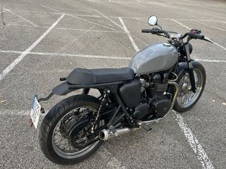 Triumph Bonneville 2005
