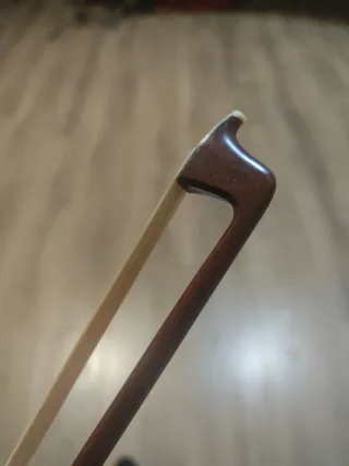 Arco antiguo de violín Pernambuco