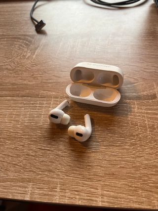 AirPods Pro 1ª Gen Lightning