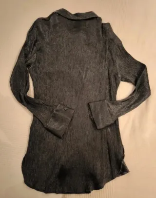 Camisa Bershka fiesta plateada manga larga