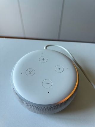 Echo Dot 3 con Orologio Bianco