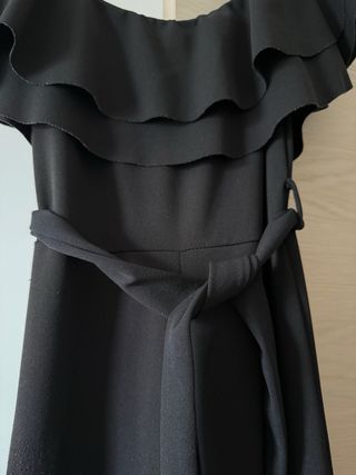 Mono fiesta negro con volantes