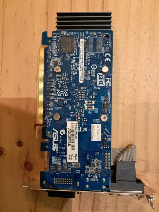 Tarjeta Gráfica Asus GT 710