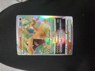 Carta Pokémon Lugia15€ Carta Pokémon Charizard 40€