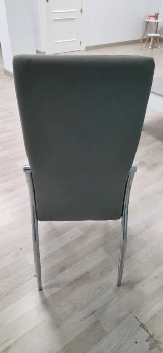 4 Sillas de comedor grises de tela y metal 50Euros