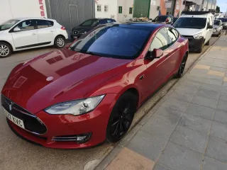 Tesla Model S 2017
