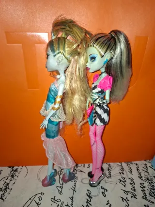 Lote 2 Muñecas Monster High Dance
