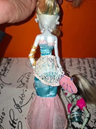 Lote 2 Muñecas Monster High Dance