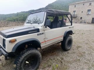 Suzuki Vitara Samurai