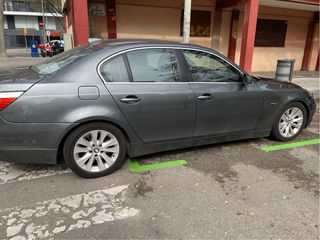 BMW E60 545i 333cv v8 manual