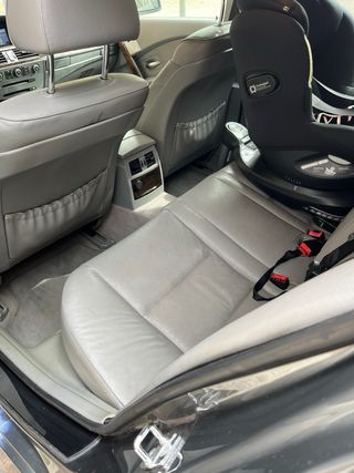 BMW E60 545i 333cv v8 manual