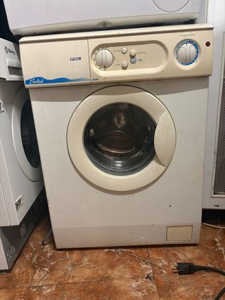 Lavadora Carga Frontal Solid 650