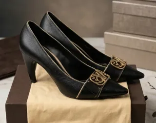 Décolleté Louis Vuitton Nere e Oro