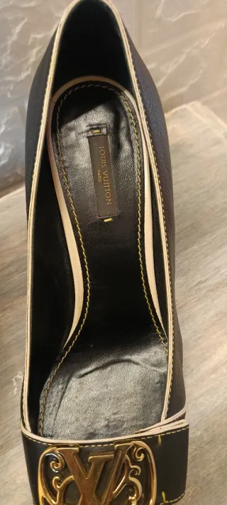 Décolleté Louis Vuitton Nere e Oro