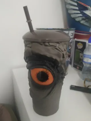 Vaso y cubo Jurassic World El Renacer